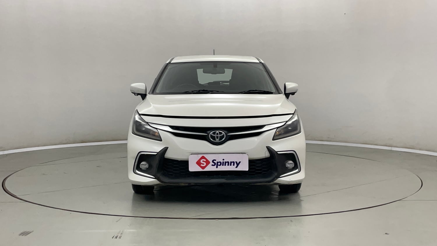 Used 2023 Toyota Glanza V Petrol Manual exterior FRONT VIEW
