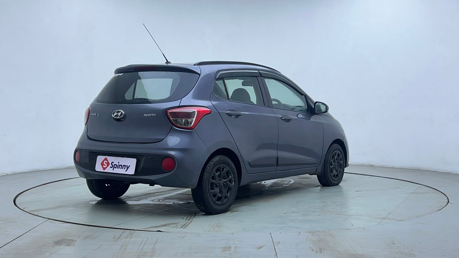Used 2017 Hyundai Grand i10 Sportz (O) U2 1.2 CRDi Diesel Manual exterior RIGHT REAR CORNER VIEW