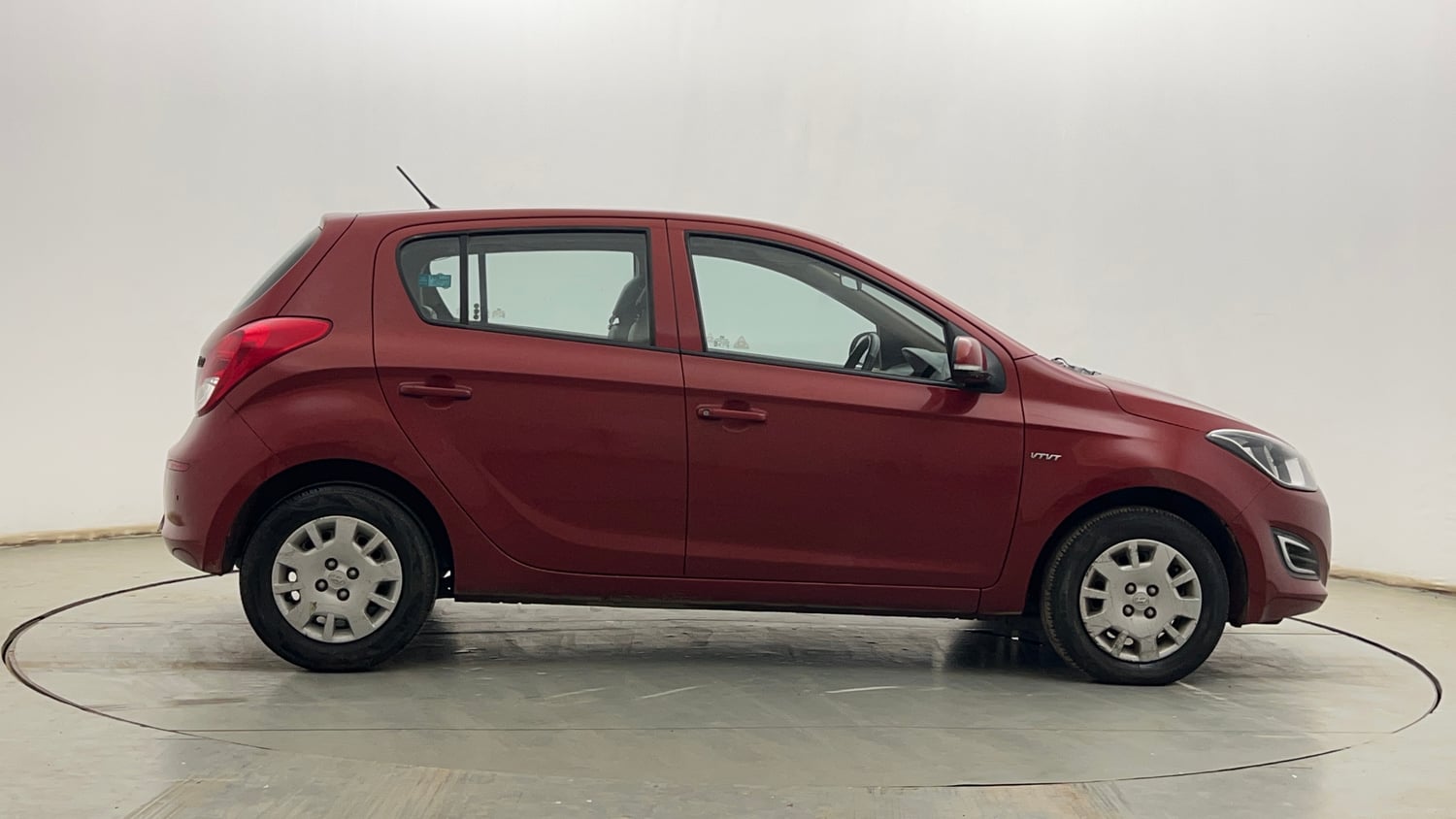 Used 2012 Hyundai i20 Magna (O) 1.2 Petrol Manual exterior RIGHT SIDE VIEW