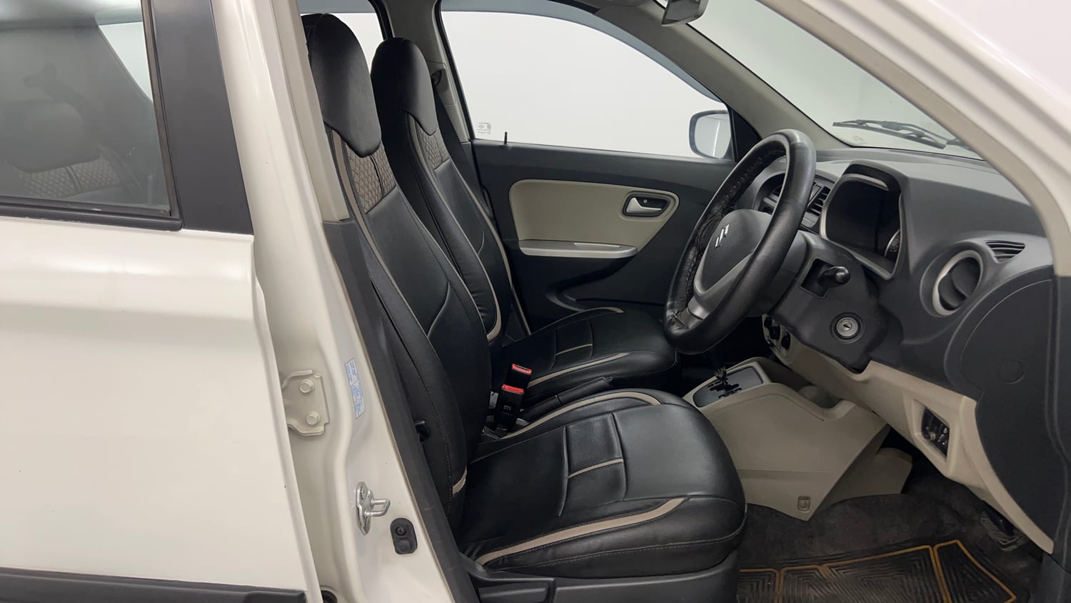 Used 2016 Maruti Suzuki Alto K10 VXi AMT Petrol Automatic interior RIGHT SIDE FRONT DOOR CABIN VIEW
