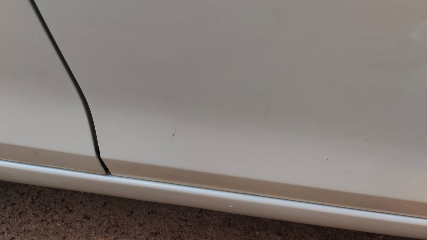 Used 2017 Maruti Suzuki Swift Dzire ZXI Petrol Manual dents MINOR SCRATCH