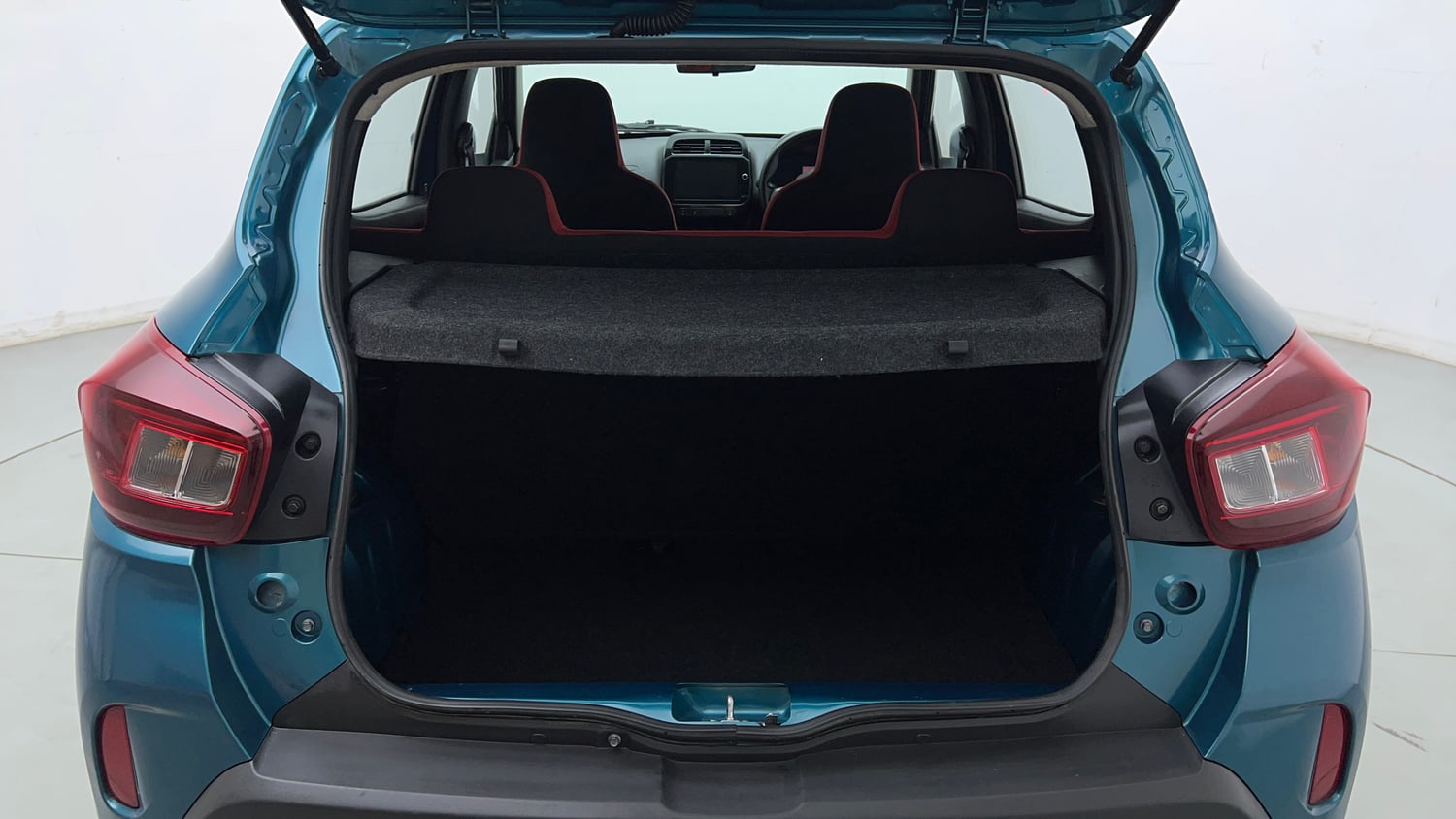 Used 2022 Renault Kwid RXT 1.0 AMT Petrol Automatic interior DICKY INSIDE VIEW