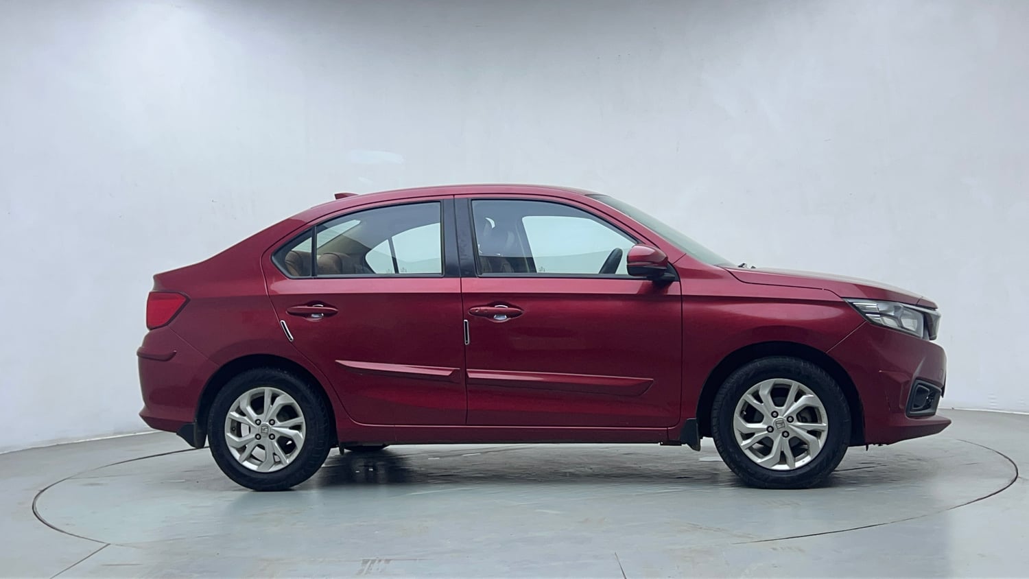 Used 2019 Honda Amaze 1.2 VX CVT Petrol Petrol Automatic exterior RIGHT SIDE VIEW