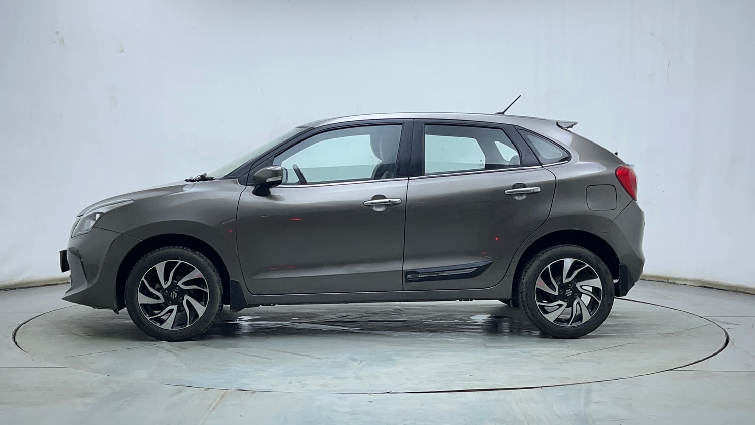 Used 2022 Maruti Suzuki Baleno Zeta Petrol Manual exterior LEFT SIDE VIEW