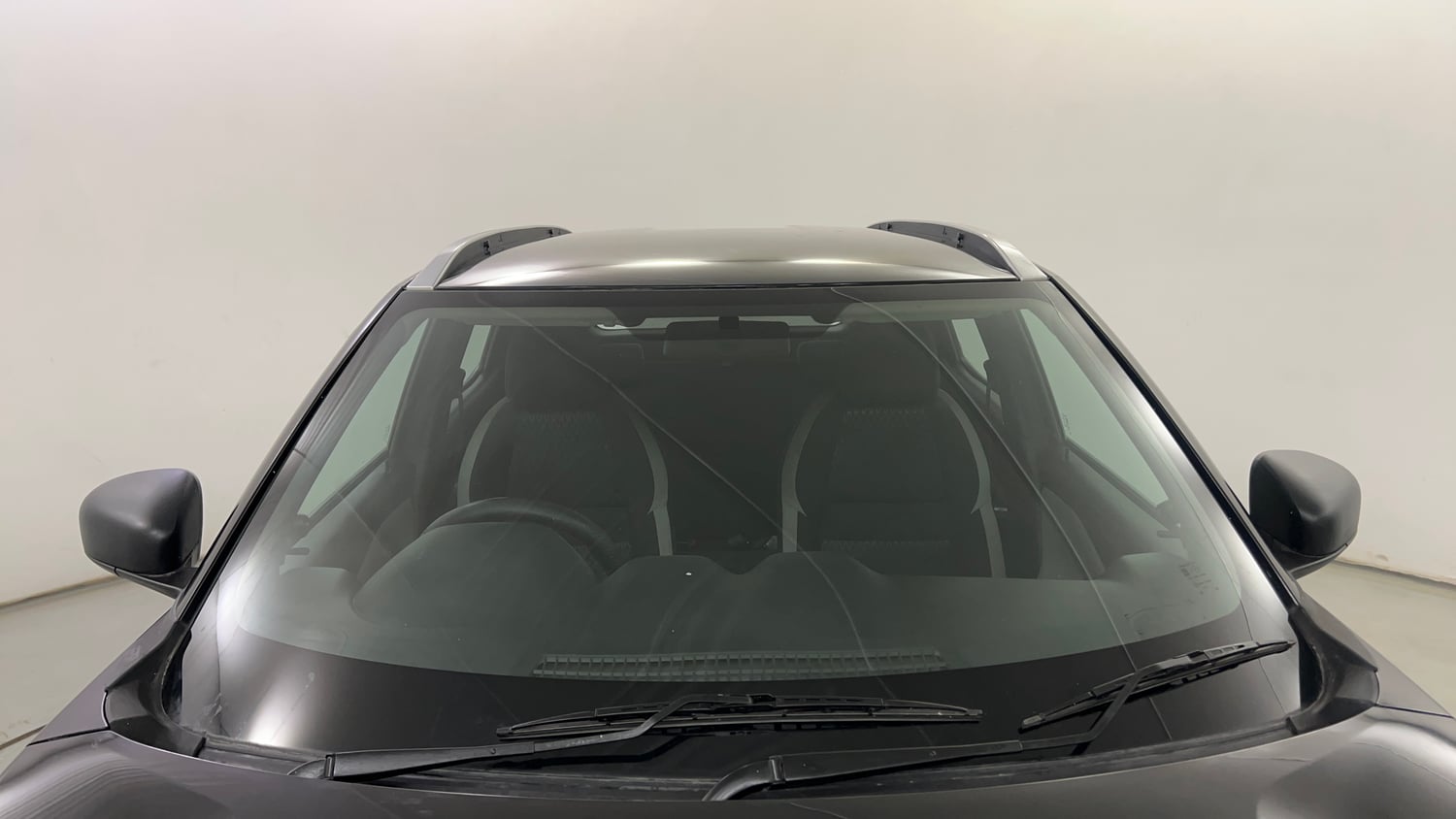 Used 2024 Nissan Magnite XE Petrol Manual exterior FRONT WINDSHIELD VIEW