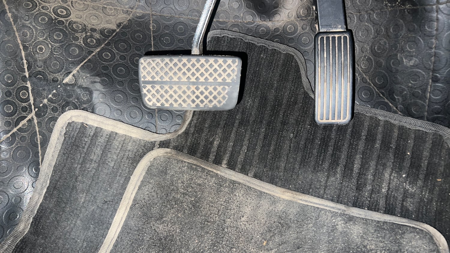 Used 2018 Honda Amaze 1.2 V CVT Petrol Petrol Automatic interior PEDALS VIEW