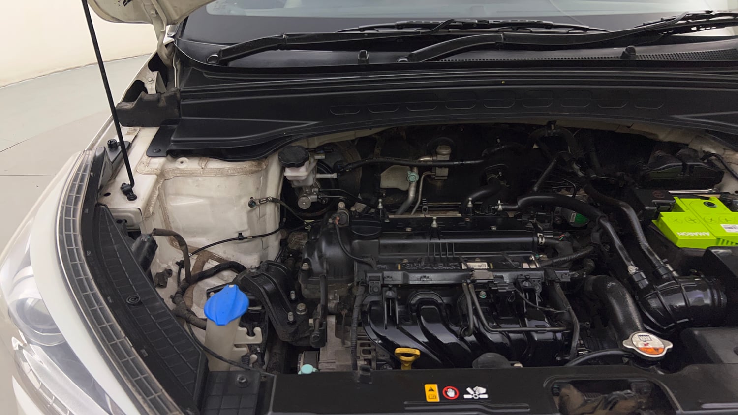 Used 2017 Hyundai Creta 1.6 SX Plus AT Petrol Petrol Automatic engine ENGINE RIGHT SIDE HINGE & APRON VIEW