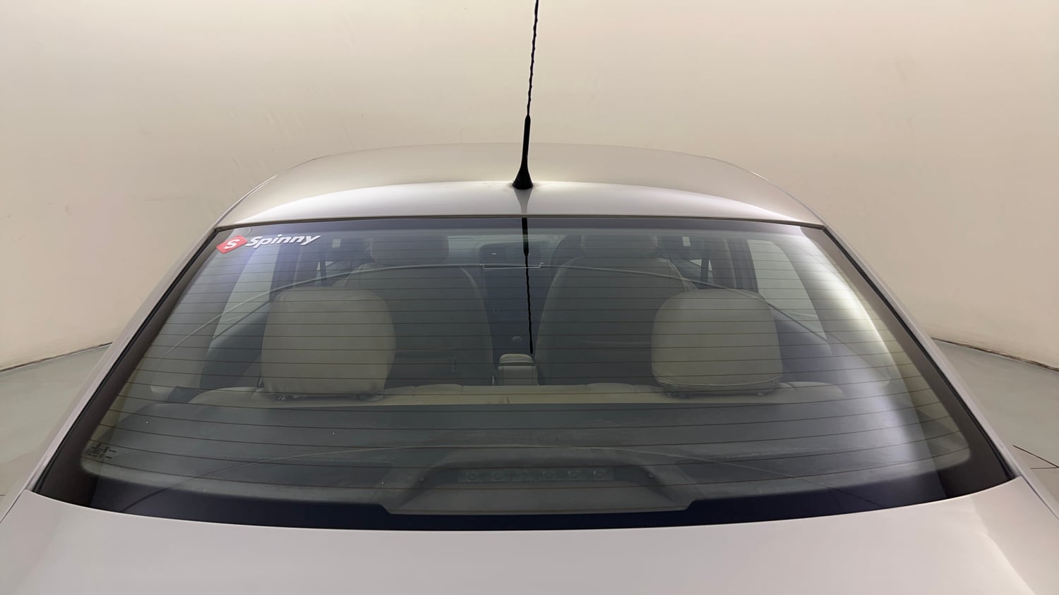 Used 2013 Volkswagen Vento Comfortline Diesel Diesel Manual exterior BACK WINDSHIELD VIEW