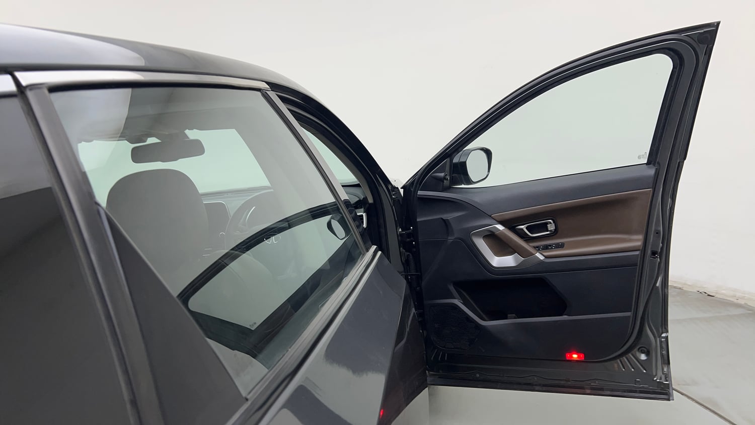 Used 2023 Tata Harrier XZA Plus Diesel Automatic interior RIGHT FRONT DOOR OPEN VIEW