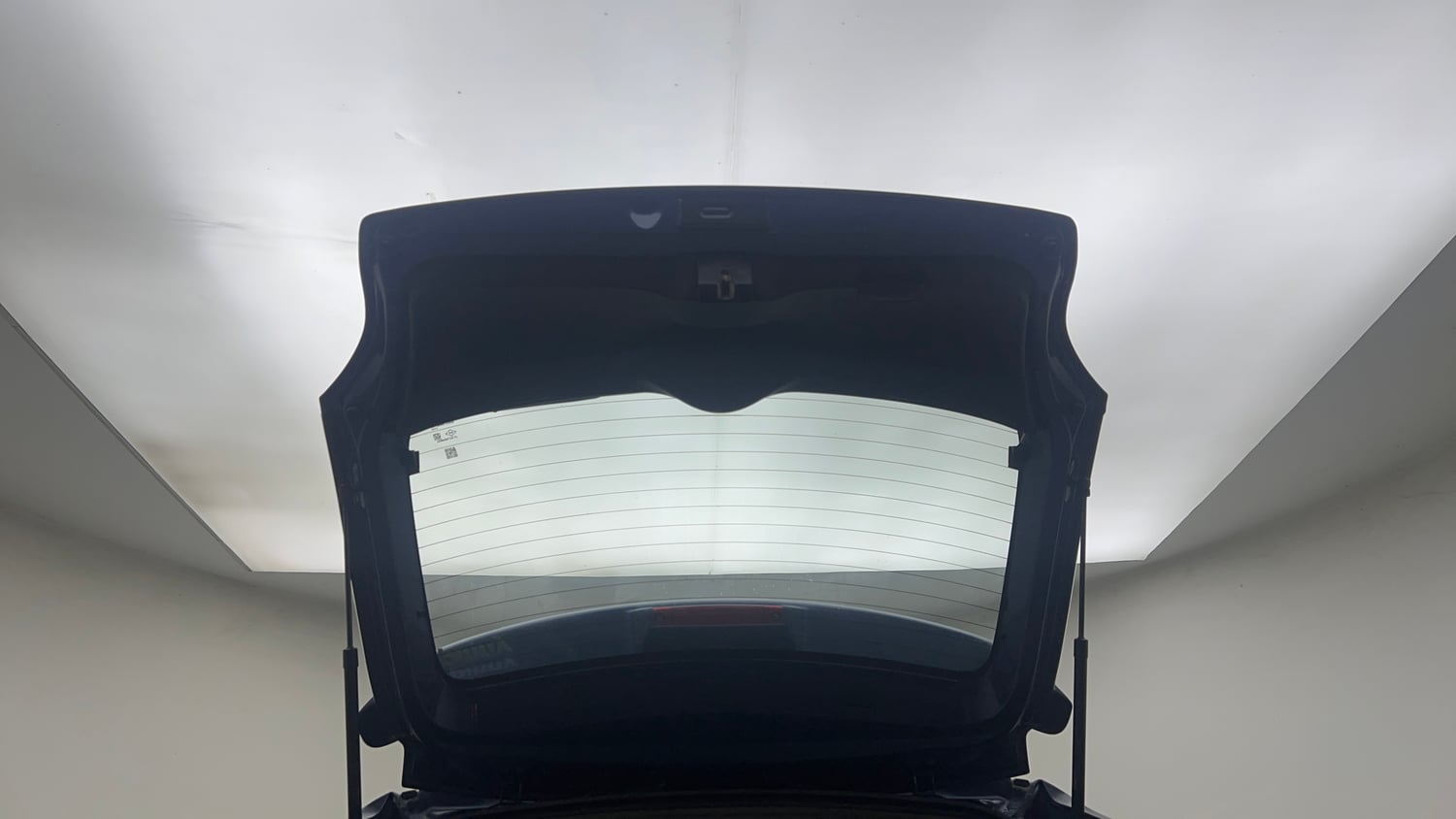 Used 2019 Maruti Suzuki Baleno Delta Petrol Manual interior DICKY DOOR OPEN VIEW