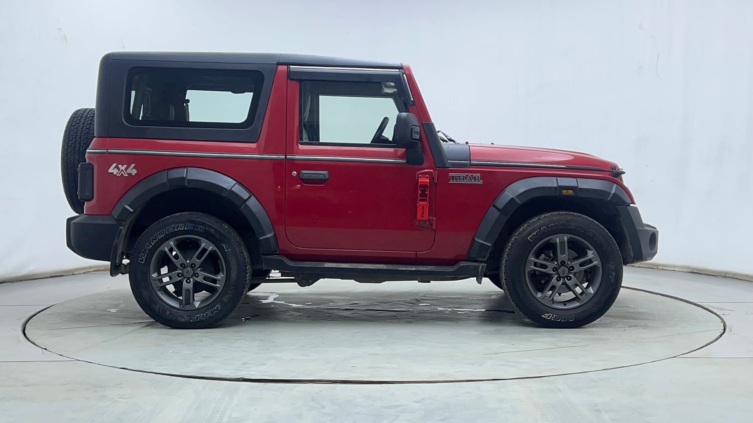 Used 2022 mahindra Thar LX Hard Top Diesel AT 4WD Diesel Automatic exterior RIGHT SIDE VIEW