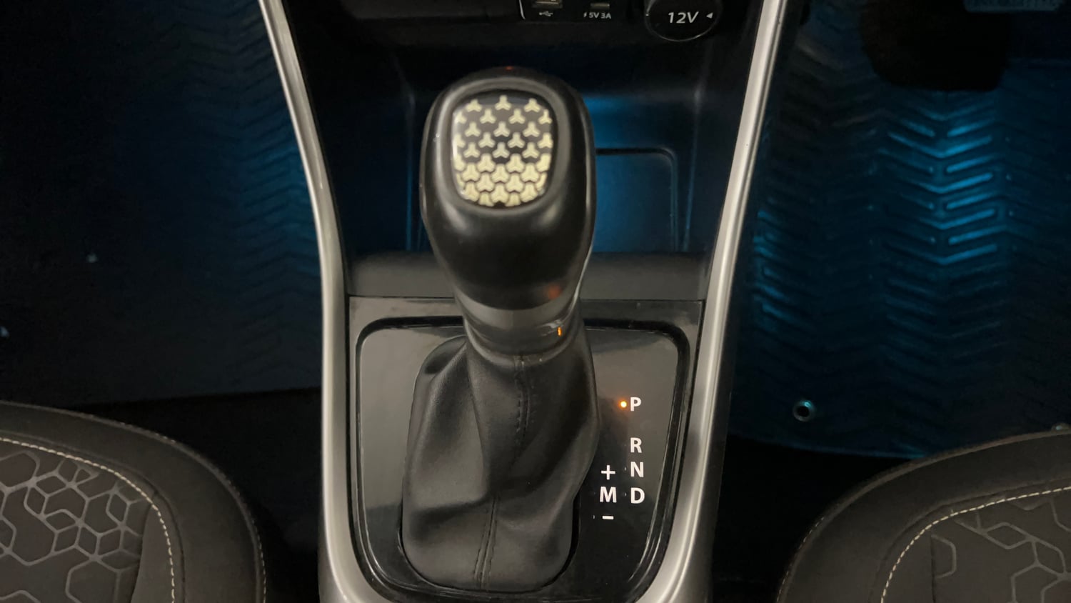 Used 2023 Tata Altroz XZA Petrol Petrol Automatic interior GEAR  KNOB VIEW