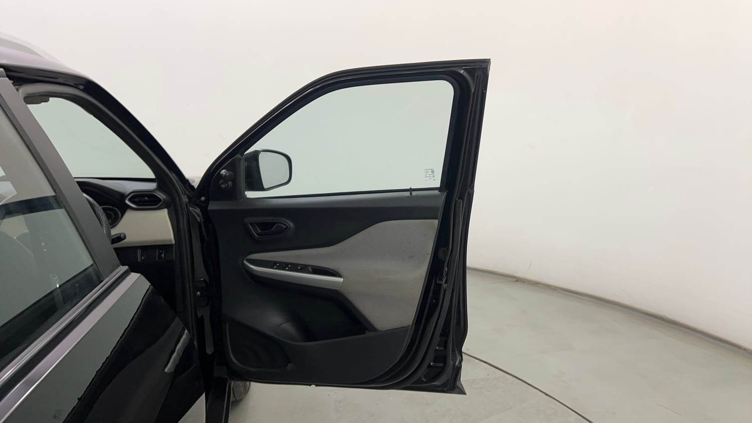 Used 2024 Nissan Magnite XE Petrol Manual interior RIGHT FRONT DOOR OPEN VIEW
