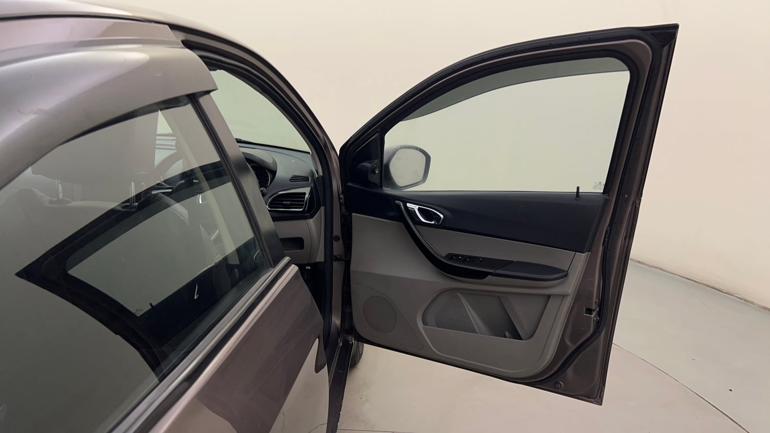 Used 2018 Tata Tiago Revotron XZA Petrol Automatic interior RIGHT FRONT DOOR OPEN VIEW
