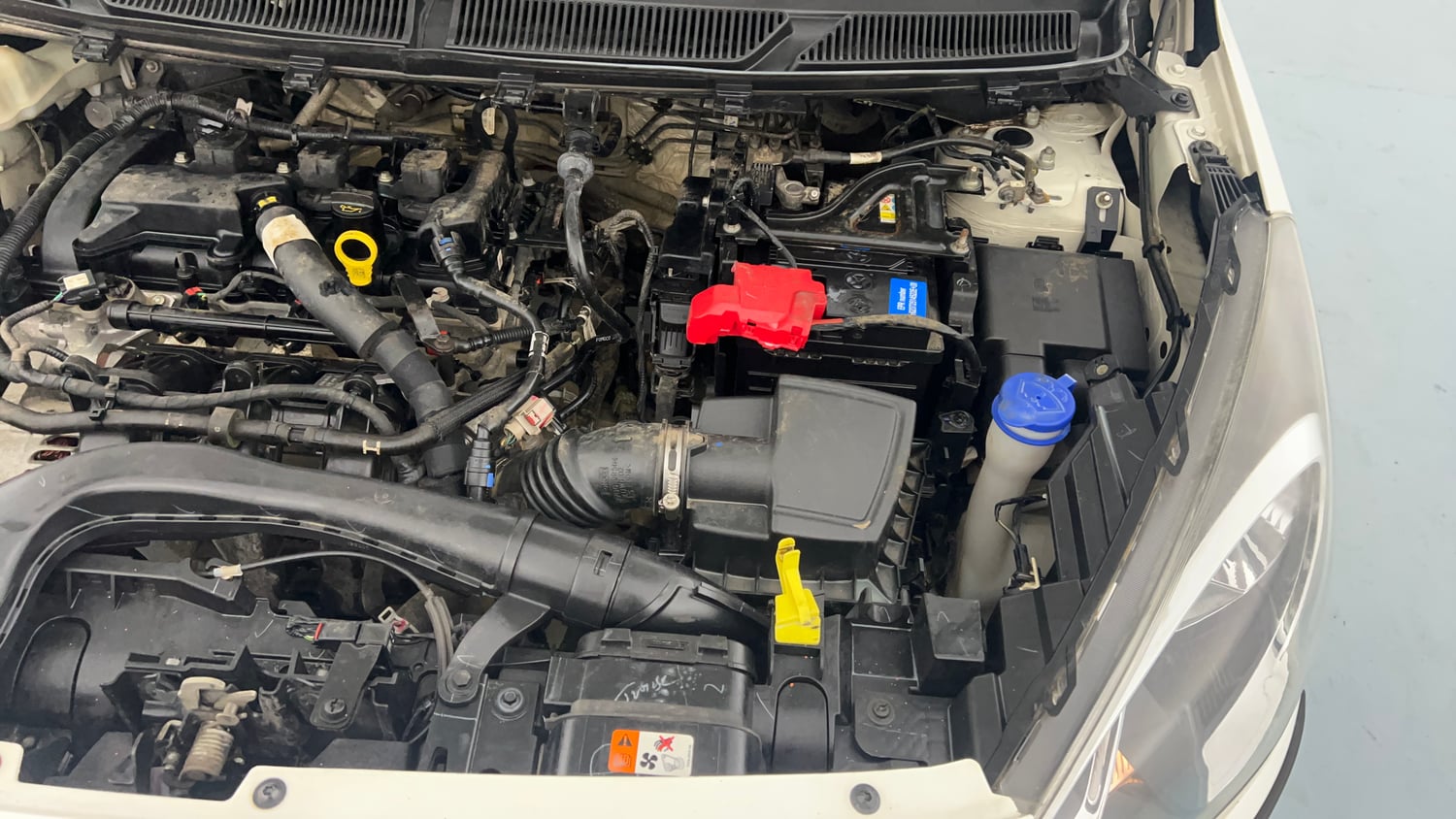 Used 2020 Ford Freestyle Titanium Plus 1.2 Ti-VCT Petrol Manual engine ENGINE LEFT SIDE VIEW