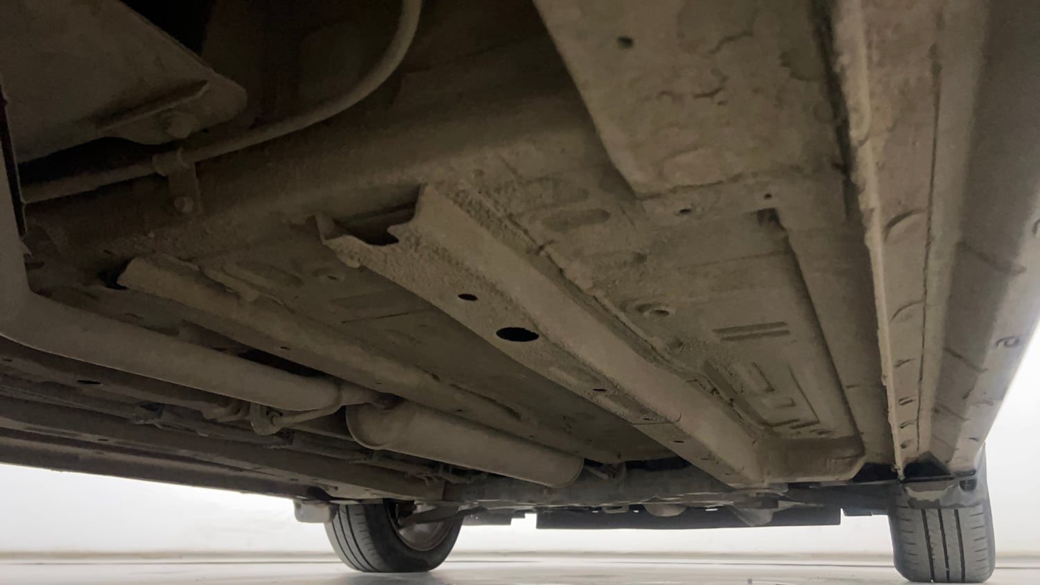 Used 2023 Tata Altroz XZA Petrol Petrol Automatic extra REAR RIGHT UNDERBODY VIEW