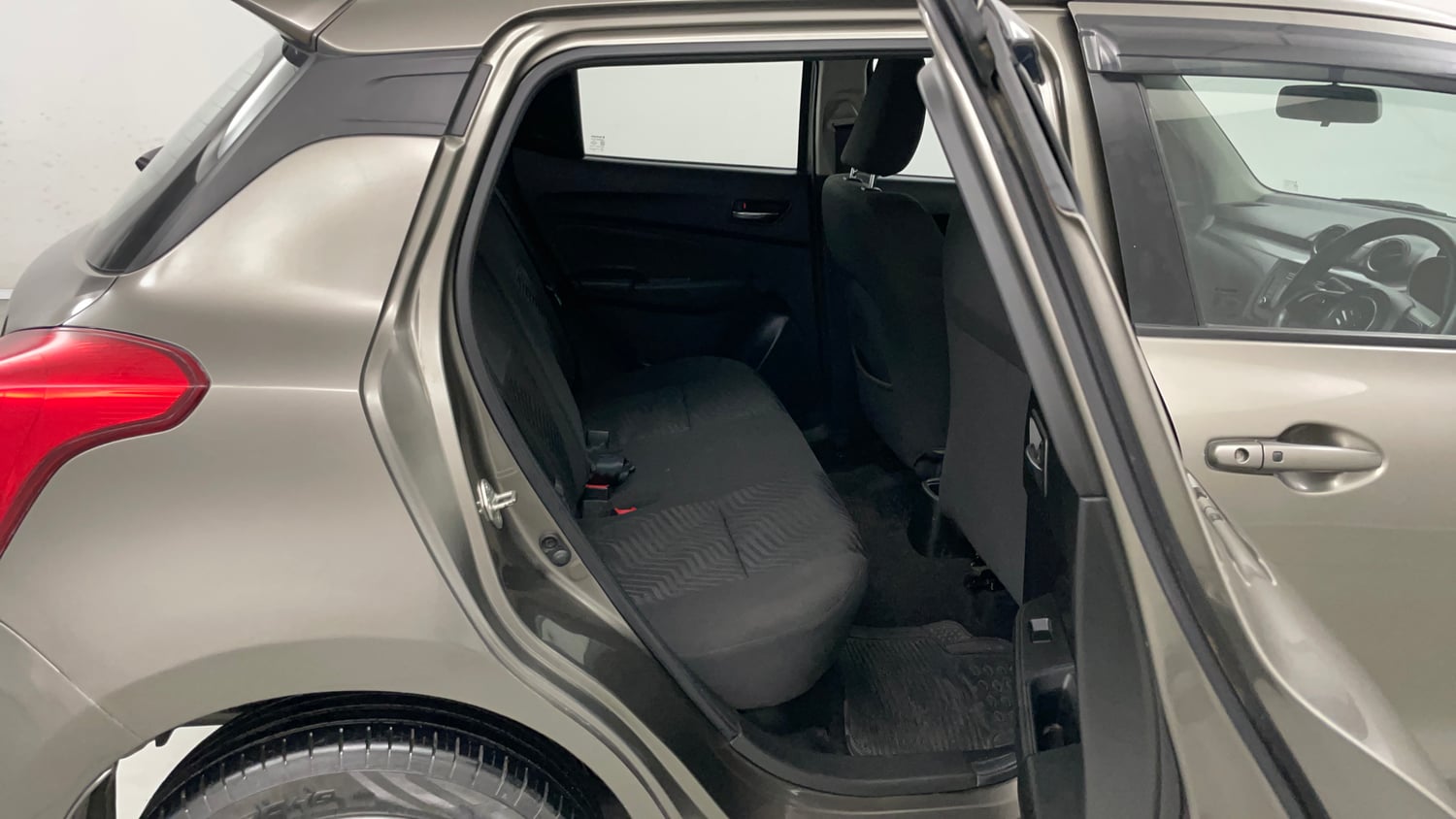 Used 2018 Maruti Suzuki Swift ZXi AMT Petrol Automatic interior RIGHT SIDE REAR DOOR CABIN VIEW