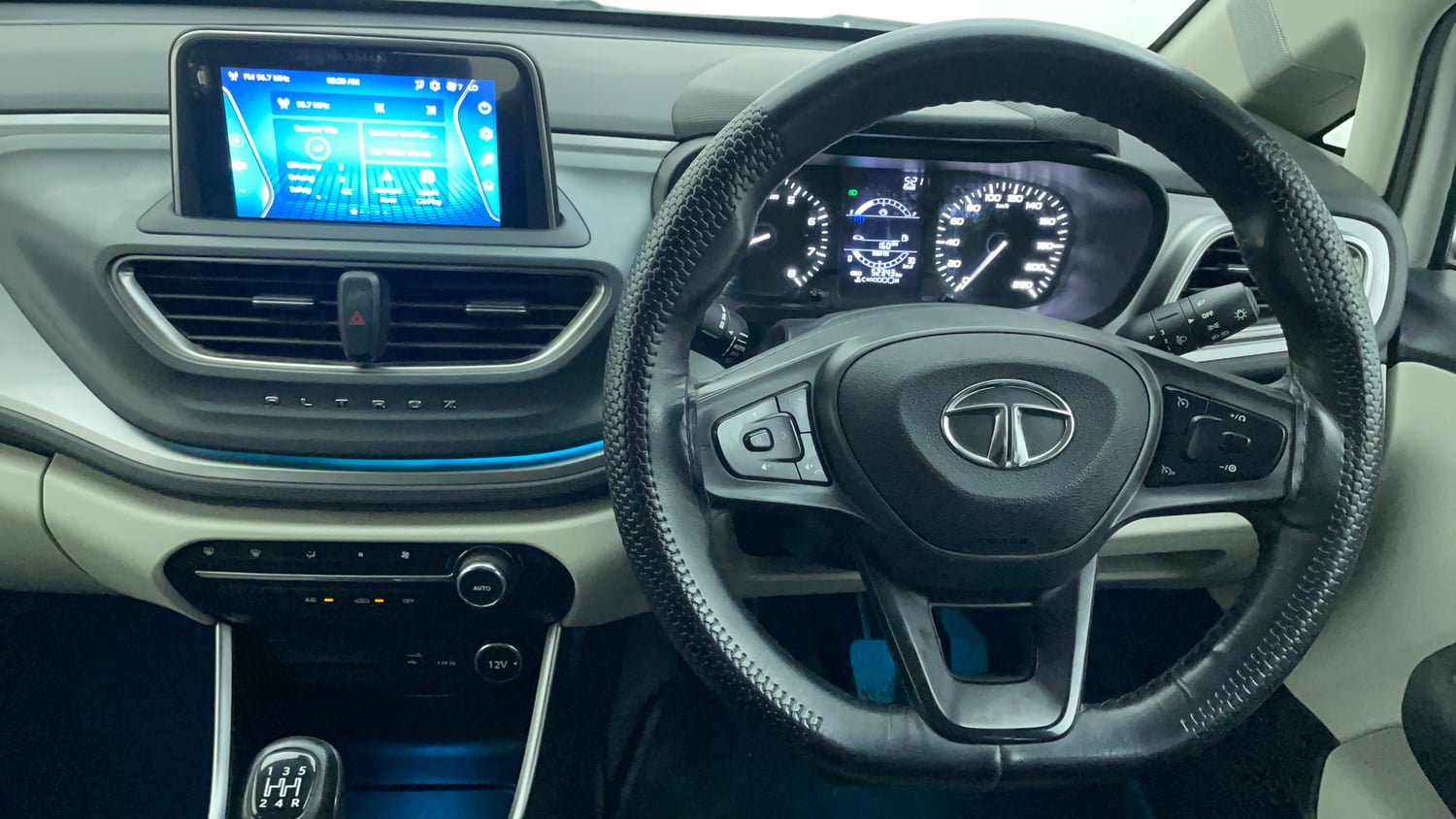 Used 2023 Tata Altroz XZ Diesel Diesel Manual interior STEERING VIEW