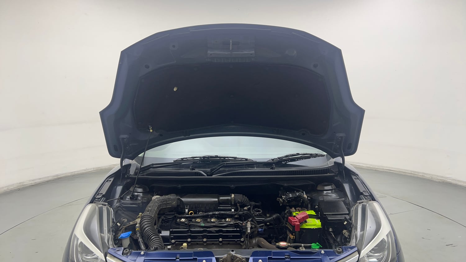 Used 2019 Maruti Suzuki Baleno Delta Petrol Manual engine ENGINE & BONNET OPEN FRONT VIEW