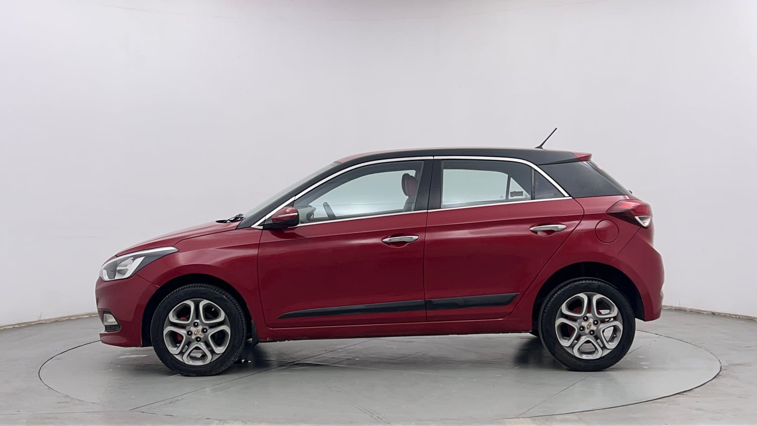 Used 2015 Hyundai Elite i20 Asta 1.4 CRDI Diesel Manual exterior LEFT SIDE VIEW