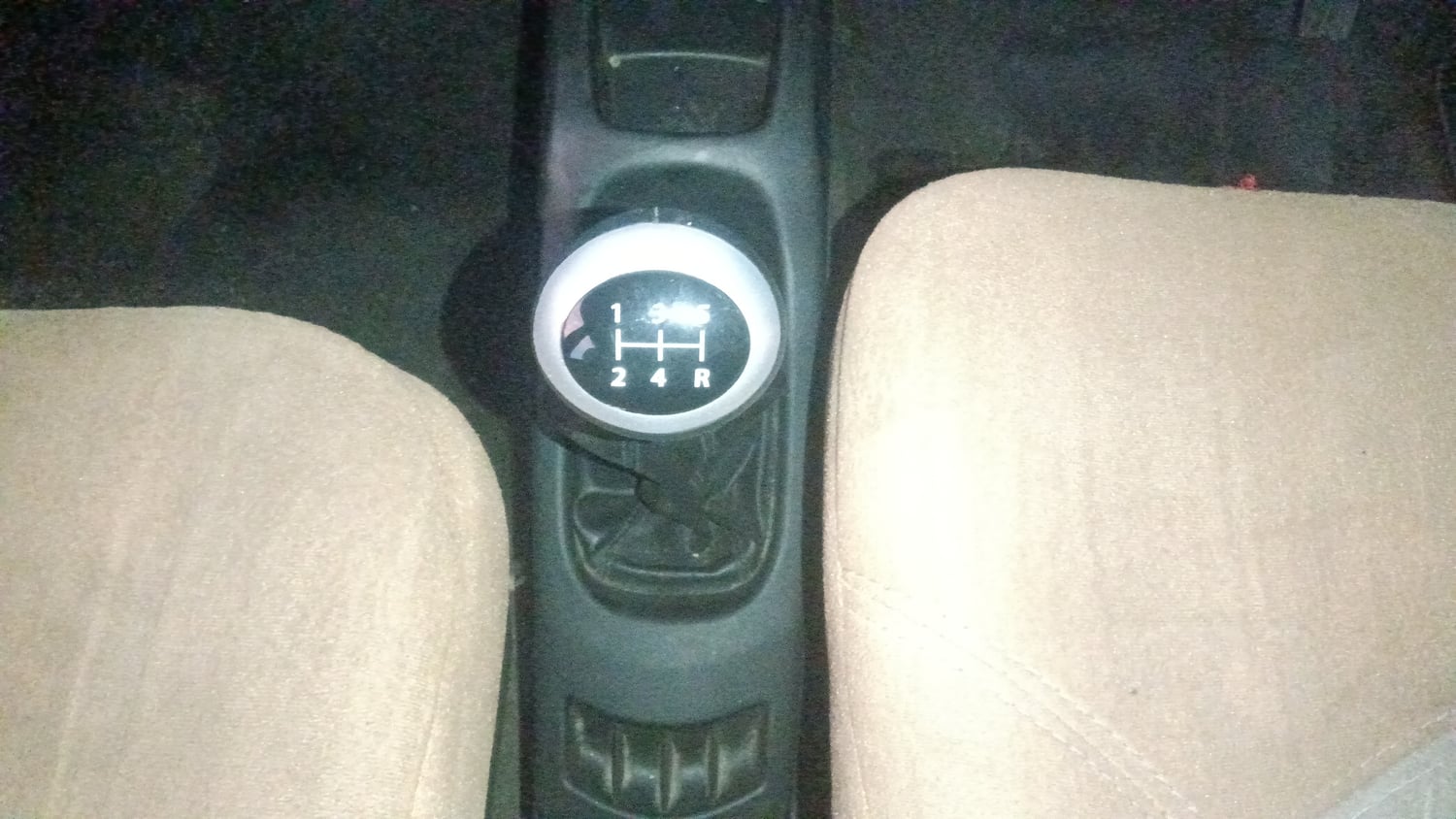 Used 2012 Maruti Suzuki Wagon R 1.0 VXi Petrol Manual interior GEAR  KNOB VIEW