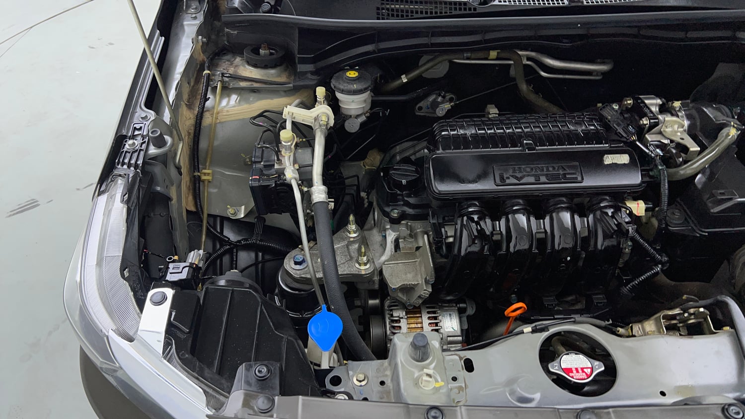 Used 2021 Honda Amaze 1.2 VX MT Petrol Petrol Manual engine ENGINE RIGHT SIDE VIEW