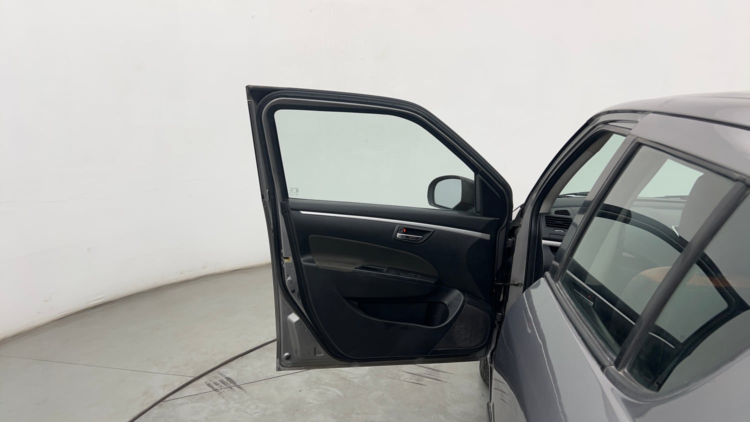 Used 2013 Maruti Suzuki Swift VXi Petrol Manual interior LEFT FRONT DOOR OPEN VIEW