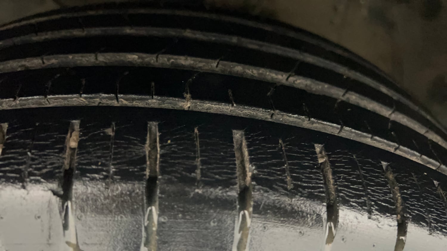 Used 2021 Maruti Suzuki Baleno Zeta Petrol Manual tyres LEFT FRONT TYRE TREAD VIEW