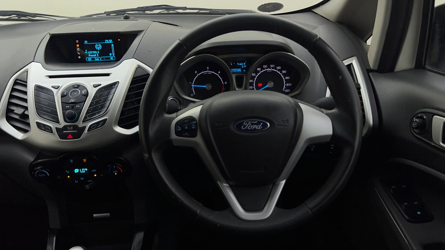 Used 2016 Ford EcoSport Titanium 1.5L TDCi Diesel Manual interior STEERING VIEW