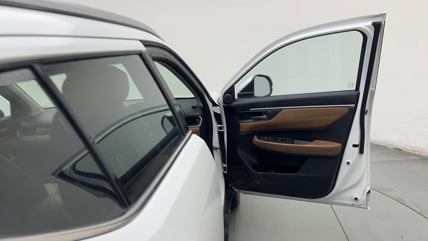 Used 2023 Honda Elevate ZX CVT Petrol Automatic interior RIGHT FRONT DOOR OPEN VIEW