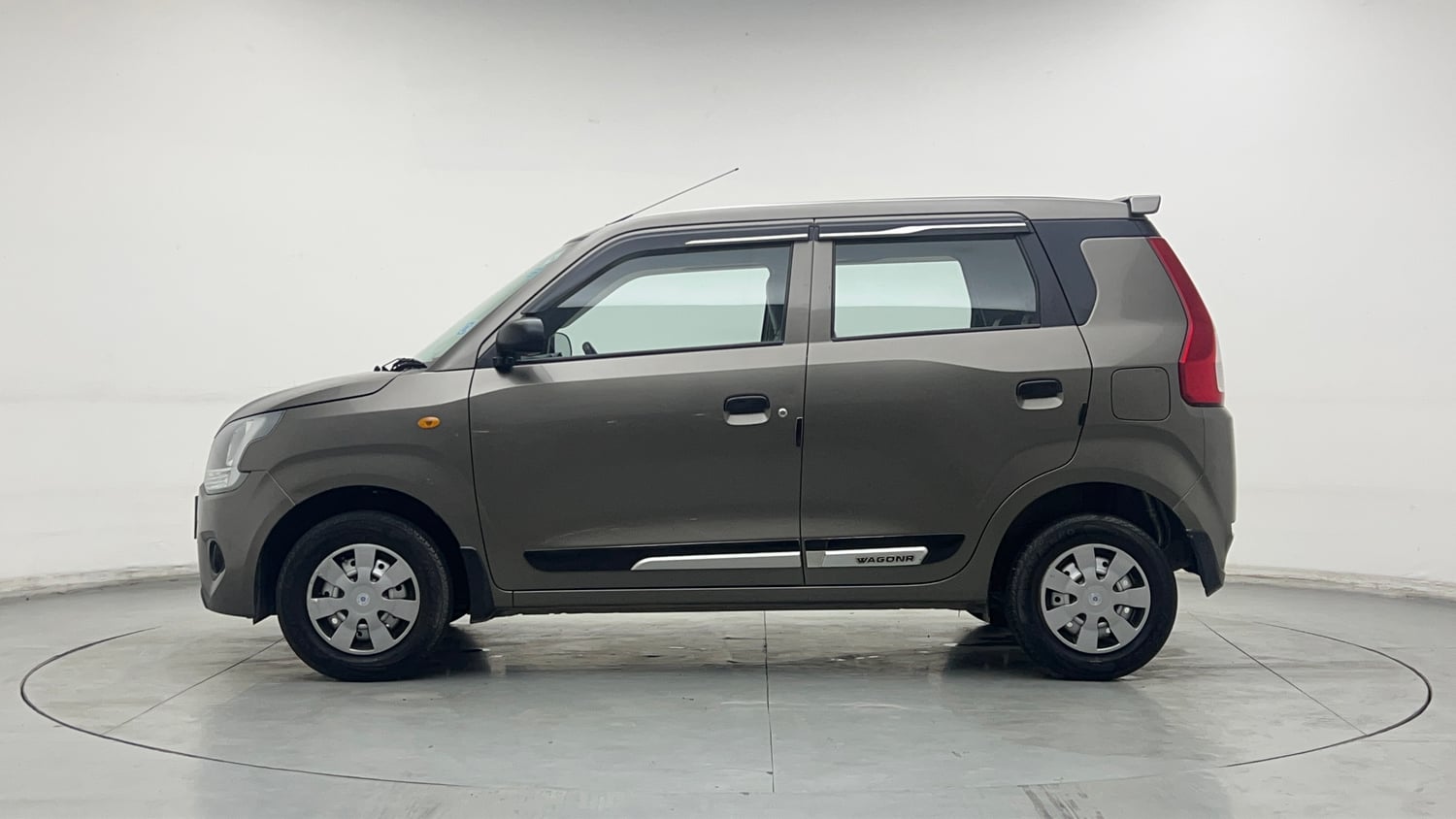 Used 2023 Maruti Suzuki Wagon R LXI 1.0 CNG Cng Manual exterior LEFT SIDE VIEW