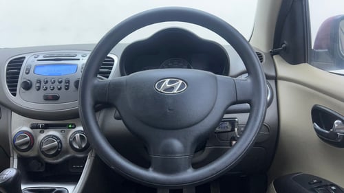 Used 2014 Hyundai i10 Sportz 1.1 iRDE2 Petrol Manual interior STEERING VIEW