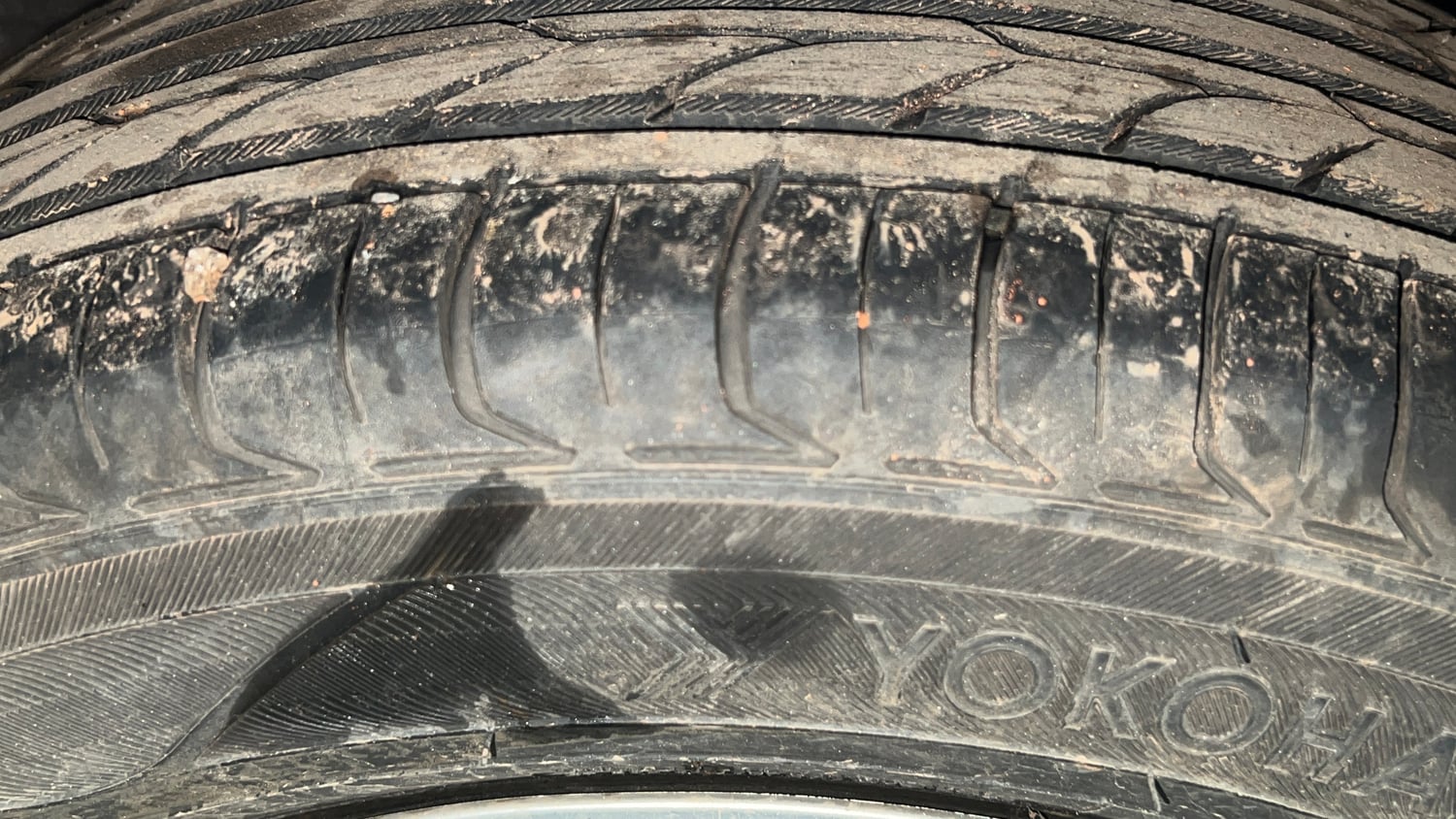 Used 2018 Hyundai Verna EX 1.4 VTVT Petrol Manual tyres RIGHT REAR TYRE TREAD VIEW