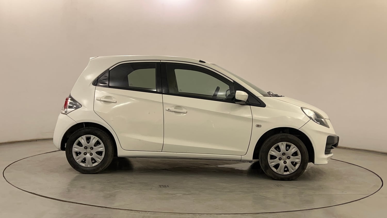 Used 2013 Honda Brio S MT Petrol Manual exterior RIGHT SIDE VIEW