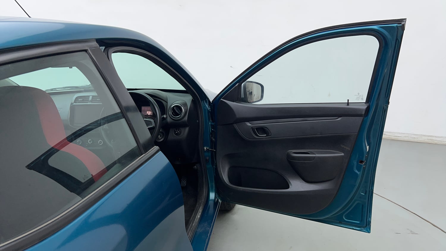 Used 2022 Renault Kwid RXT 1.0 AMT Petrol Automatic interior RIGHT FRONT DOOR OPEN VIEW