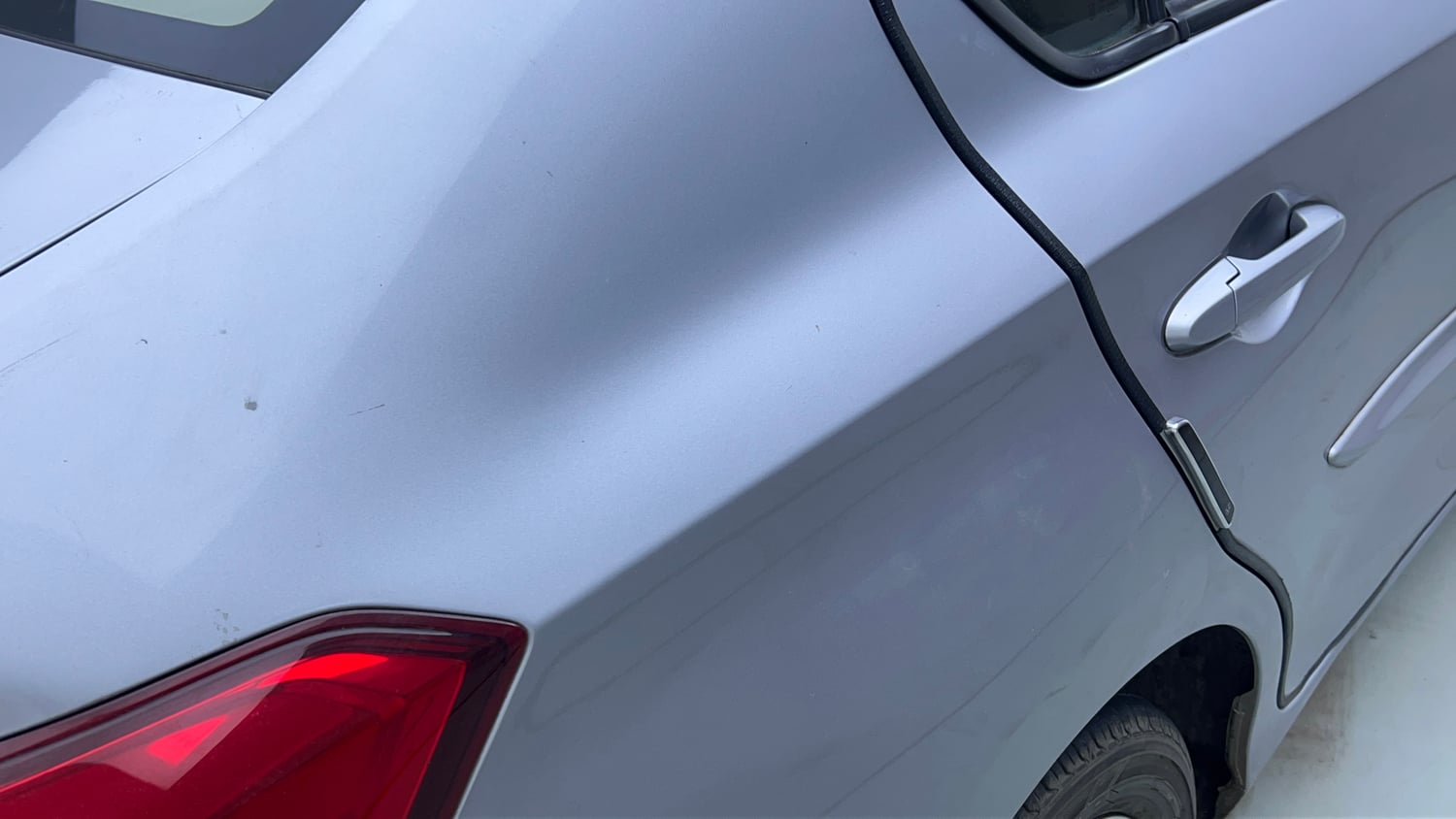 Used 2018 Honda Amaze 1.2 V CVT Petrol Petrol Automatic dents MINOR DENT
