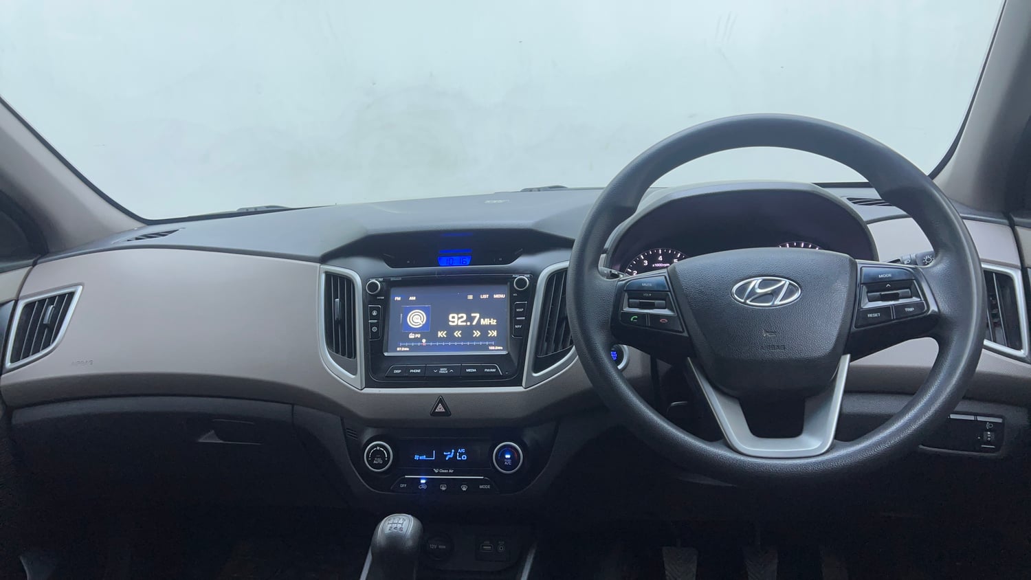 Used 2017 Hyundai Creta 1.6 SX Plus Petrol Petrol Manual interior DASHBOARD VIEW