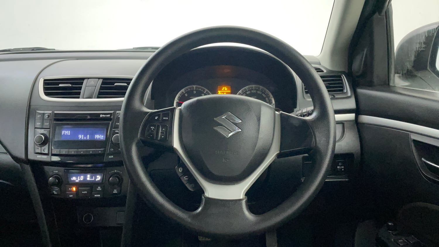 Used 2017 Maruti Suzuki Swift ZDi Diesel Manual interior STEERING VIEW