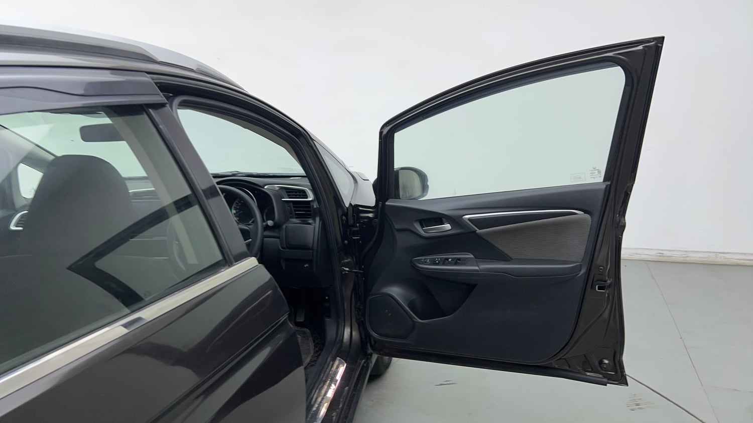 Used 2019 Honda WR-V VX MT Petrol Petrol Manual interior RIGHT FRONT DOOR OPEN VIEW