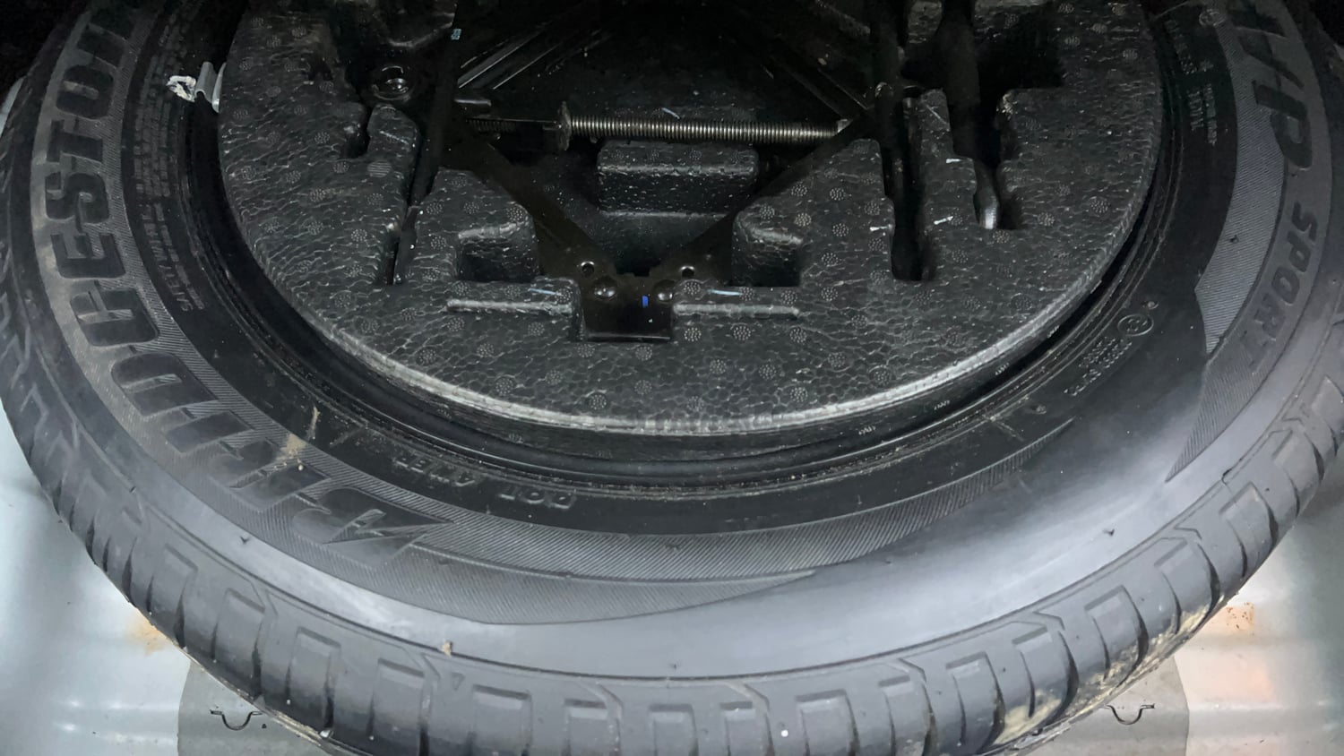 Used 2017 Hyundai Creta 1.6 SX Plus AT Petrol Petrol Automatic tyres SPARE TYRE VIEW