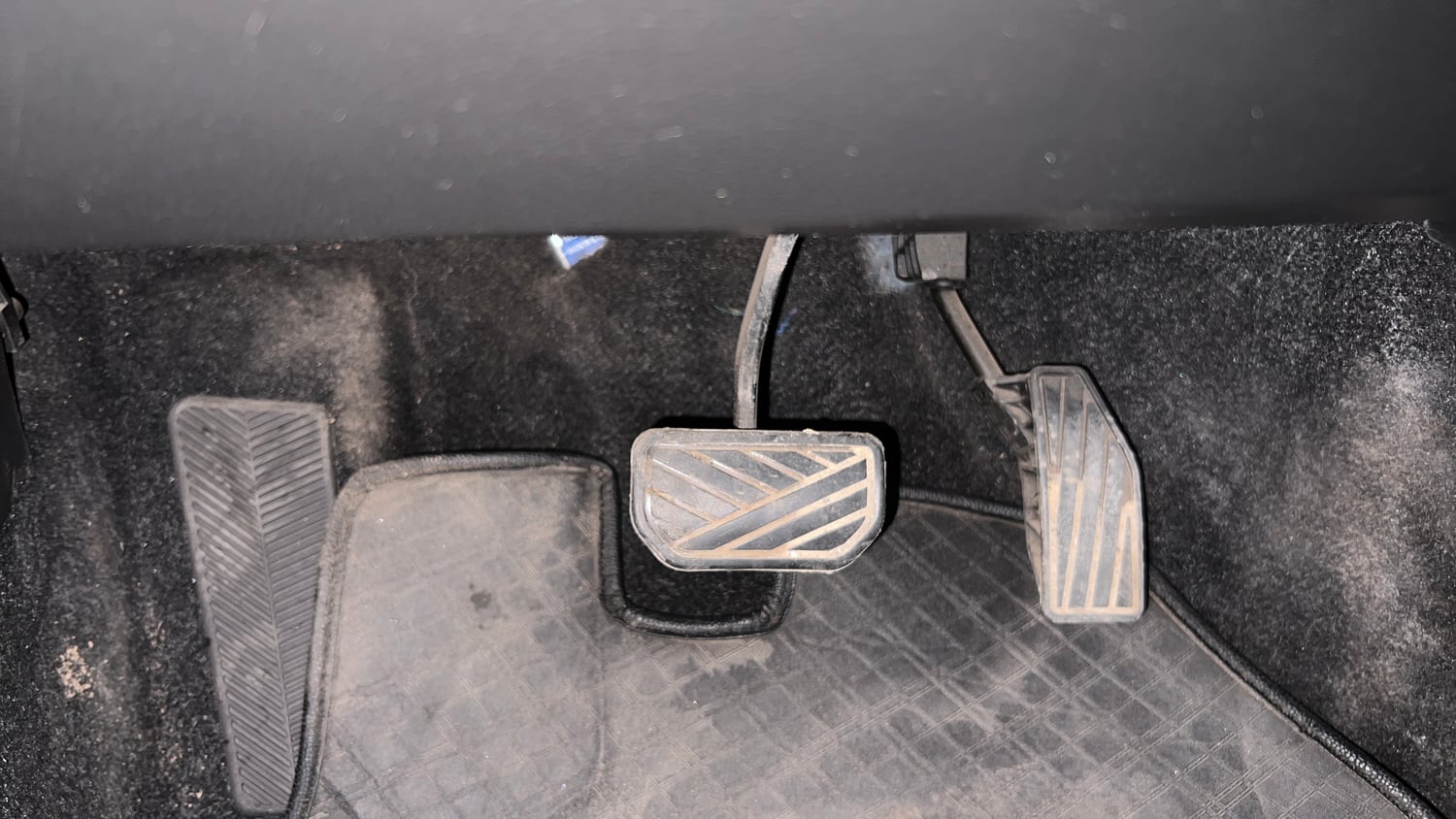 Used 2019 Maruti Suzuki Baleno Delta 1.2 AT Petrol Automatic interior PEDALS VIEW