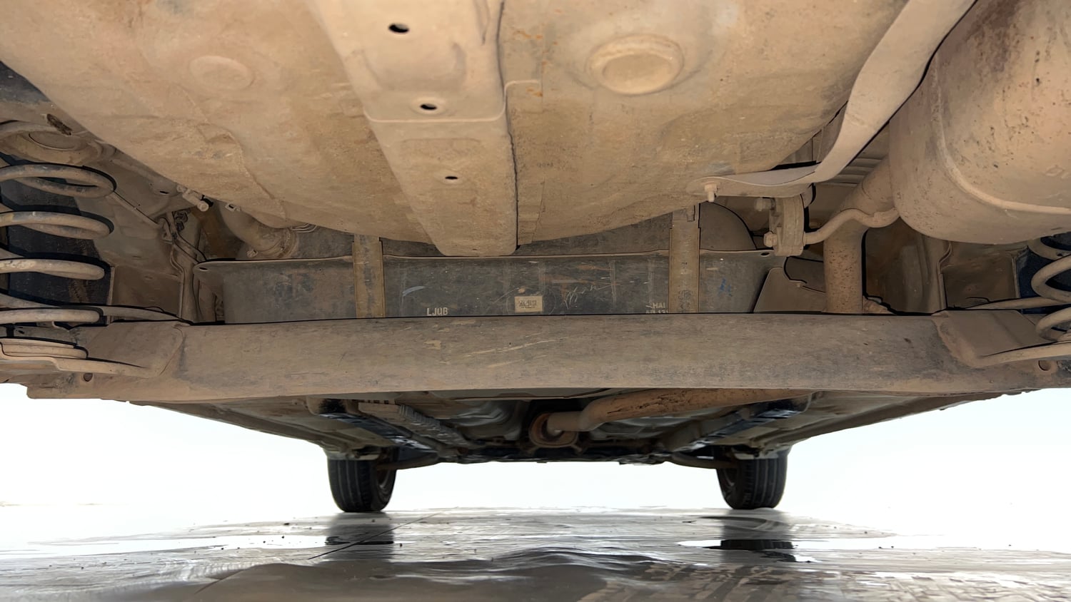 Used 2016 Hyundai Grand i10 Sportz 1.2 Kappa VTVT Petrol Manual extra REAR UNDERBODY VIEW (TAKEN FROM REAR)