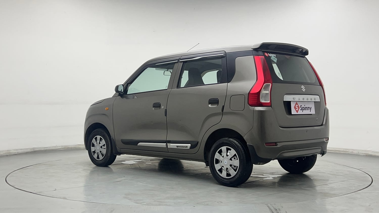 Used 2023 Maruti Suzuki Wagon R LXI 1.0 CNG Cng Manual exterior LEFT REAR CORNER VIEW