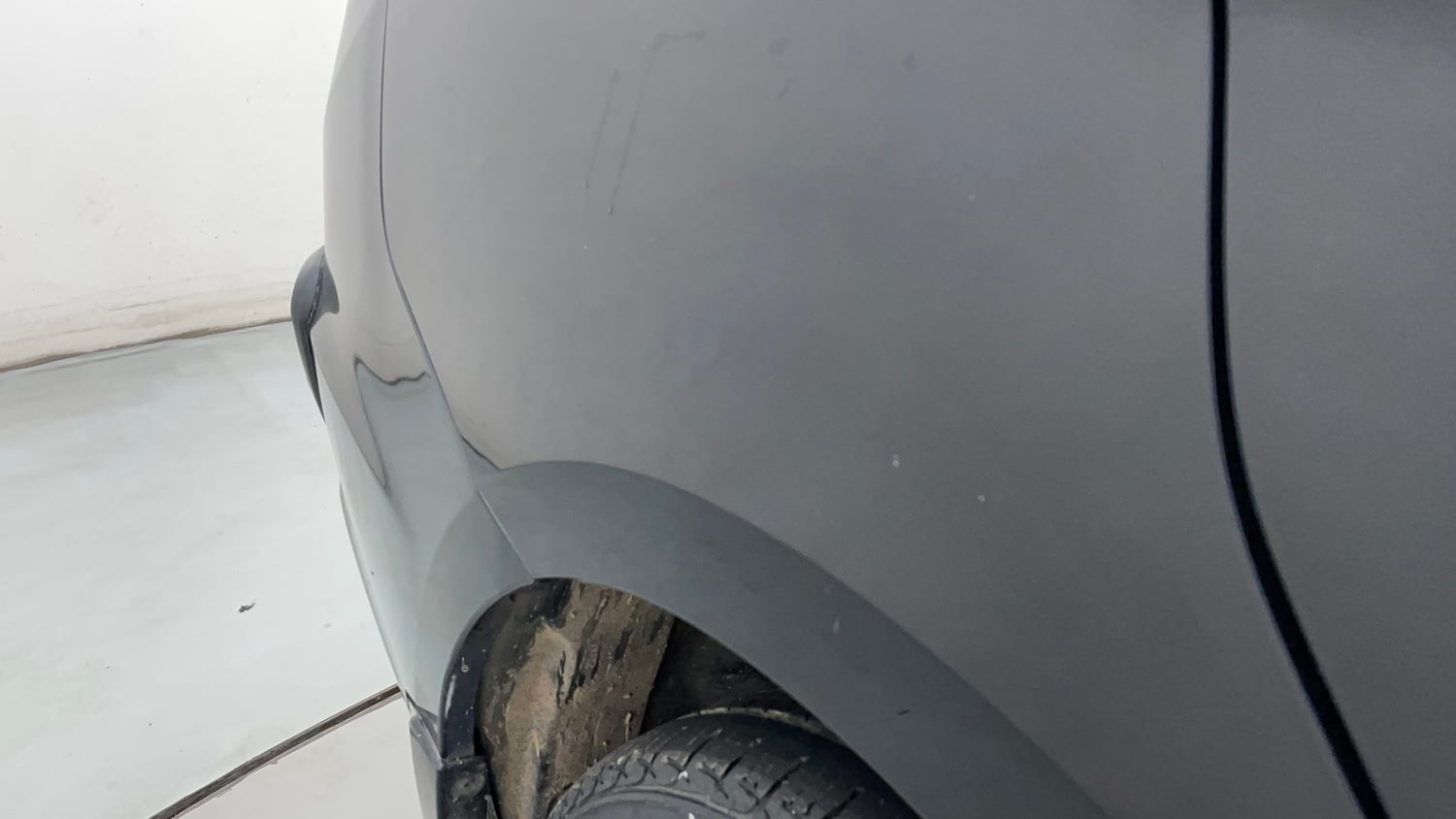 Used 2017 Maruti Suzuki Ciaz Zeta 1.4 AT Petrol Automatic dents MINOR SCRATCH