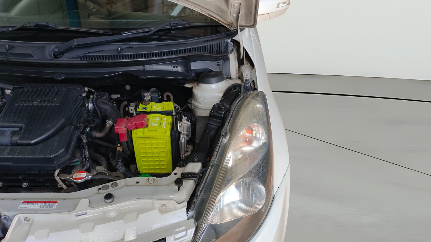 Used 2017 Maruti Suzuki Swift Dzire ZXI Petrol Manual engine ENGINE LEFT SIDE HINGE & APRON VIEW