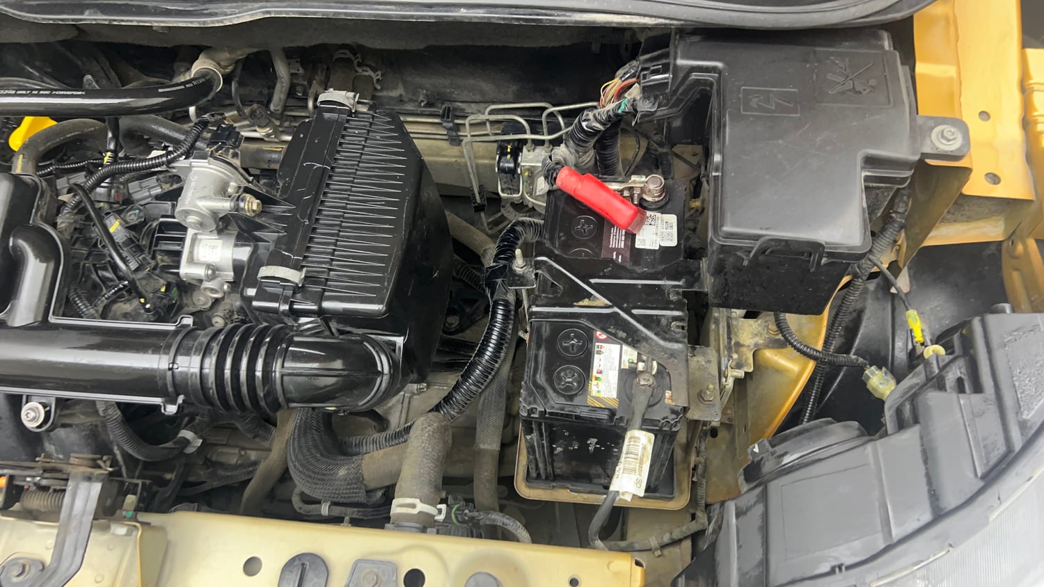 Used 2022 Renault Triber RXZ Petrol Manual engine ENGINE LEFT SIDE VIEW