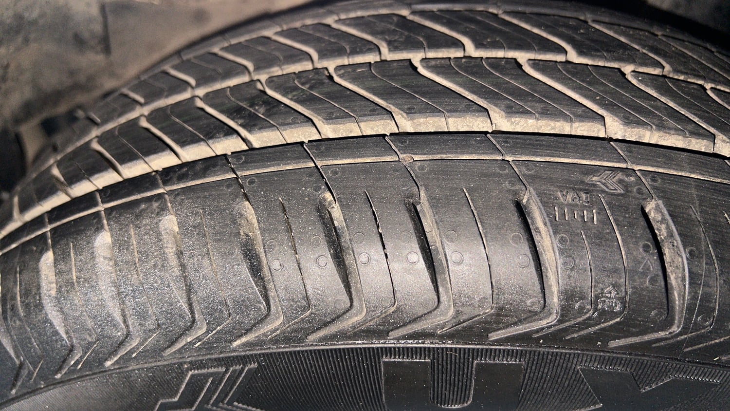 Used 2018 Honda Jazz V Petrol Petrol Manual tyres LEFT REAR TYRE TREAD VIEW