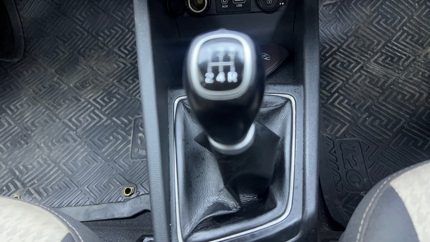 Used 2018 Hyundai Elite i20 Asta 1.2 (O) Petrol Manual interior GEAR  KNOB VIEW