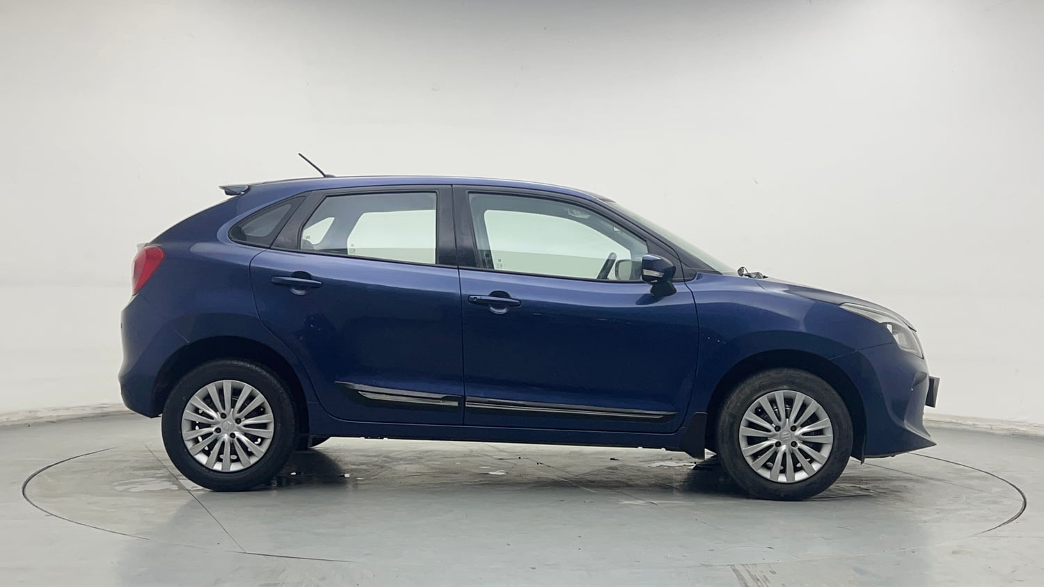 Used 2019 Maruti Suzuki Baleno Delta Petrol Manual exterior RIGHT SIDE VIEW