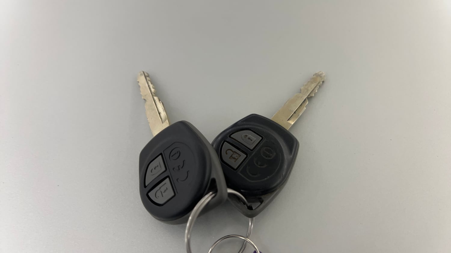 Used 2019 Maruti Suzuki Dzire VXi Petrol Manual extra CAR KEY VIEW